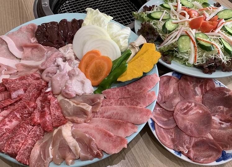 SAMPLE NAME　800yen